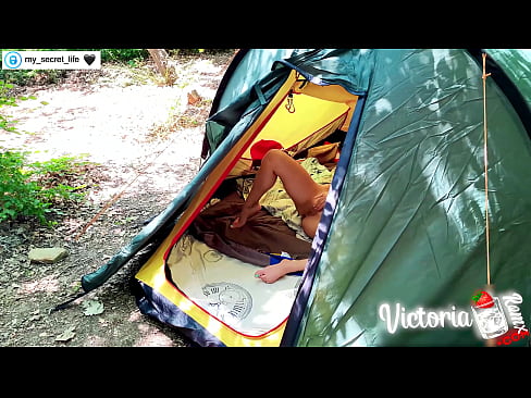 ❤️ Tented Stranger szenvedélyes kézimunkája a kamerában ☑ Baszás at hu.justindianpornx.ru ️❤